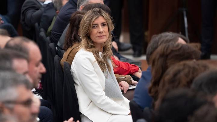 El juez Peinado propone juzgar con jurado a Begoña Gómez por los cuatro delitos que le atribuye en la pieza principal