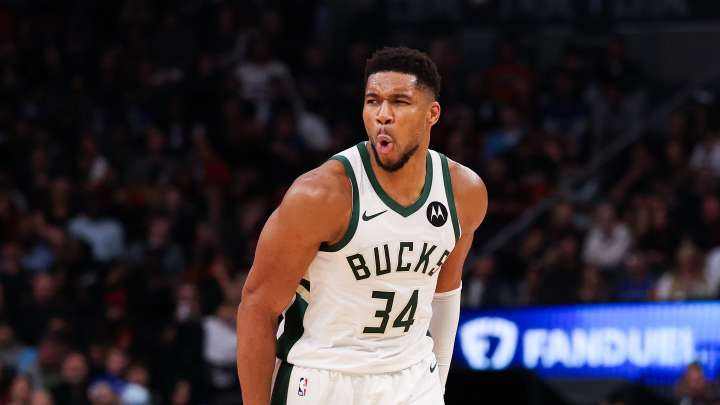 Follow Giannis trade rumors during NBA season