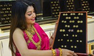 Chennai gold price plunges by Rs 1,120, sovereign costs Rs 91,200 on Oct 24 evening