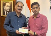Jalandhar Gymkhana Club Presents Rs 11 Lakh Cheque To DC For Assistance To Flood Victims