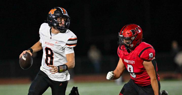 Photos: McHenry vs. Huntley, 2025 Week 8 football