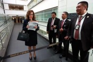 Denuncian a Adán Augusto por irregularidades patrimoniales