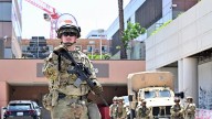 Un tribunal federal de apelaciones reestablece parcialmente el control de Trump sobre la Guardia Nacional en Illinois, pero impide su despliegue