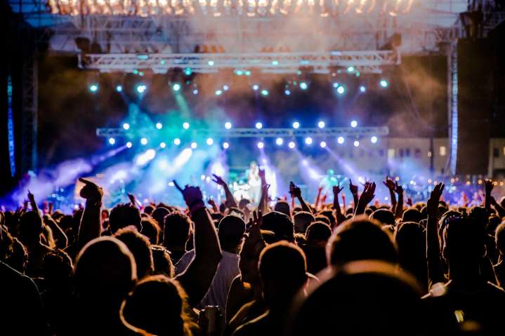 Popular pop star leaves live performances behind for ‘the foreseeable future’