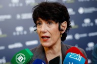 El Gobierno quiere que empleados con enfermedades graves como cáncer vuelvan al trabajo a partir de los seis meses de coger la baja si hay "mejoría"