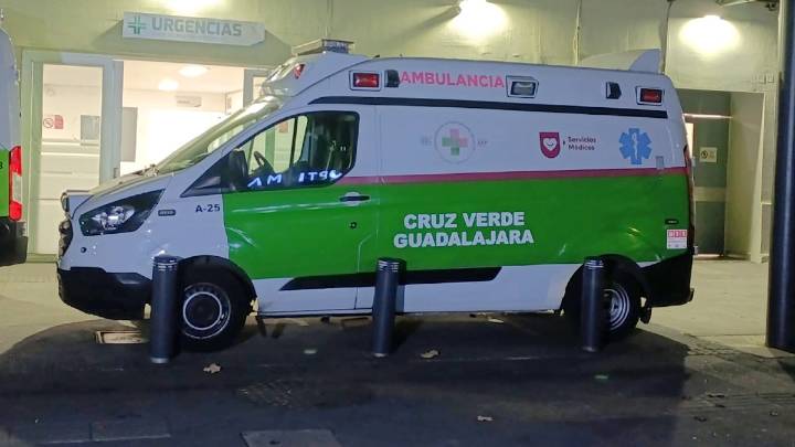 Bebé de 8 meses se debate entre la vida y la muerta tras caer con su madre en una alcantarilla sin tapa en Tlaquepaque