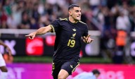 “Aprendo de ellos”: Germán Berterame aplaude el nivel de Raúl Jiménez y Santiago Giménez