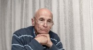 ¿Sabías que la comunicación es clave para el bienestar de las personas mayores?