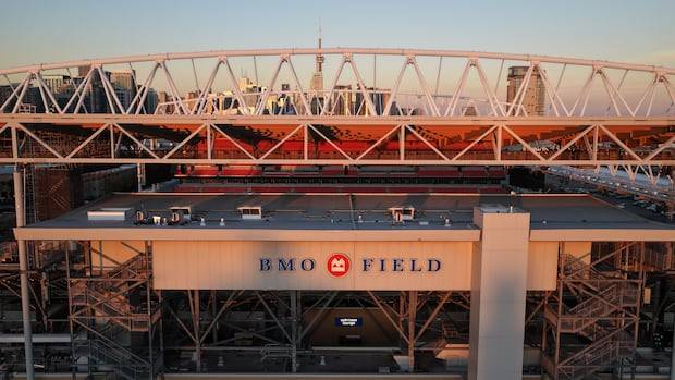World Cup hotel tax increase could hurt larger tourism industry, Toronto hotel association says