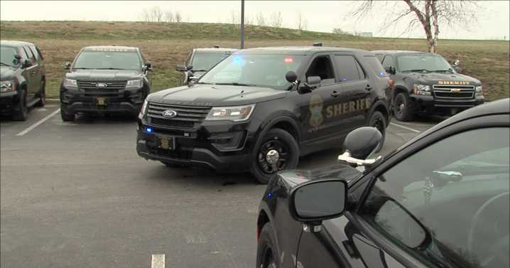 JoCo Sheriff crisis negotiators resolve overnight standoff in Spring Hill