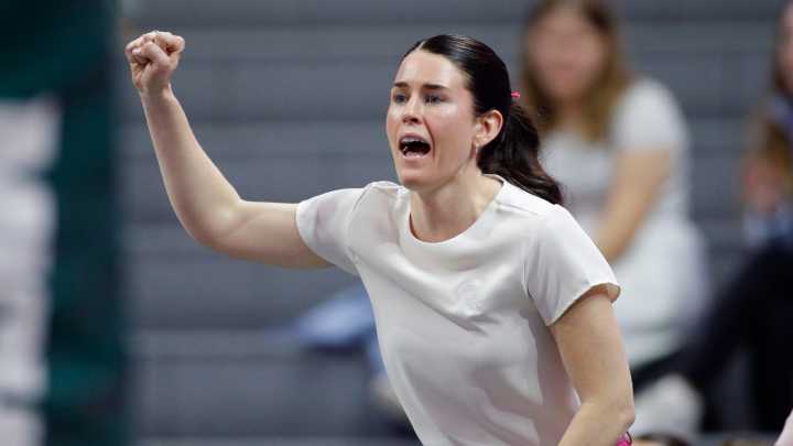 Michigan State volleyball fends off Maryland in five