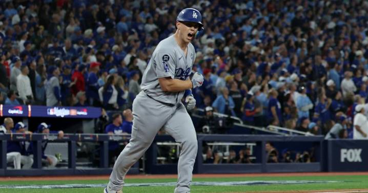 Commentario: Los Dodgers rugen de nuevo para empatar la Serie Mundial. Ahora es momento de que sus fans lo hagan en casa