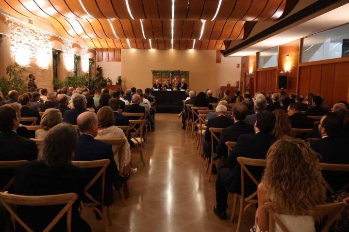 La Ciudad de la Justicia enfrenta al Gobierno y la Junta
