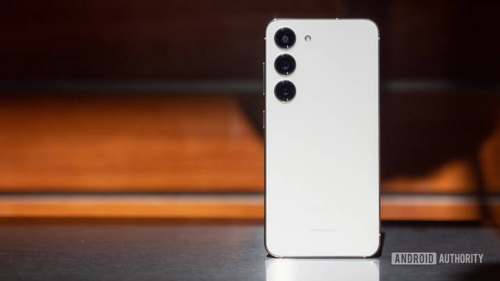 International Galaxy S23 users finally receiving their One UI 8 update