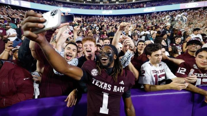 College football bold predictions: Texas A&M will run the table