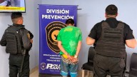 Sorprendieron a un hombre robando dentro de una vivienda y fue aprehendido por la Policía