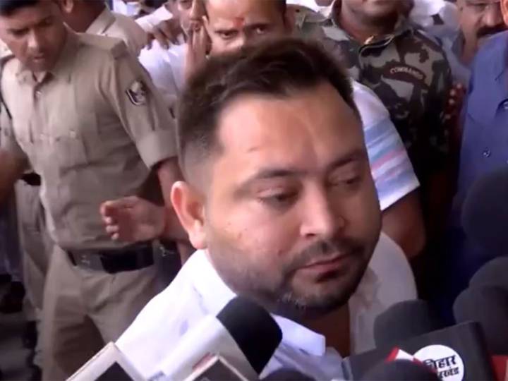 Tejashwi Yadav repeats his poll promise announcement