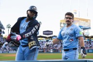 Yesavage, Guerrero y Azulejos, a un triunfo de ganar la Serie Mundial tras vencer 6