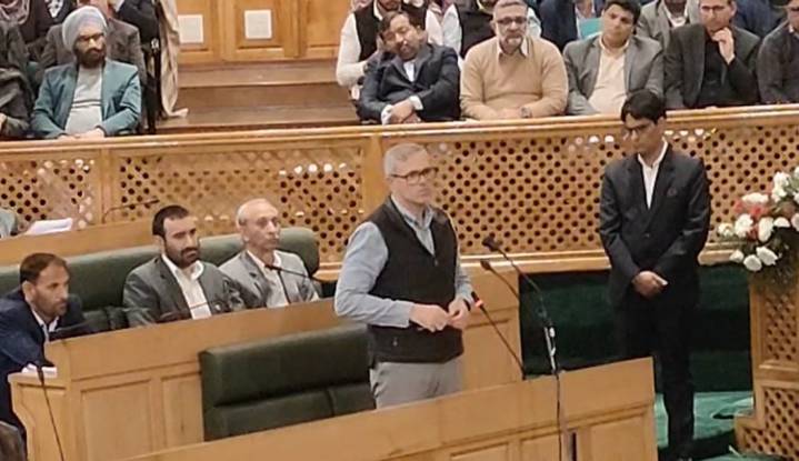 Omar Abdullah rejects Waheed Parra’s Land Rights Bill, calls proposal impossible