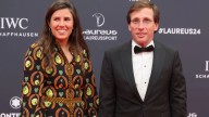Teresa Urquijo y José Luis Martínez Almeida, vestidos con kimonos de colores para un plan cultural
