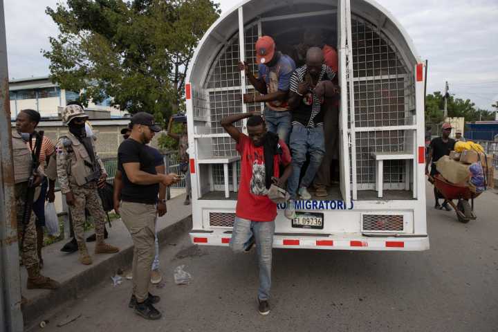 República Dominicana deporta a 370.240 haitianos indocumentados en el último año