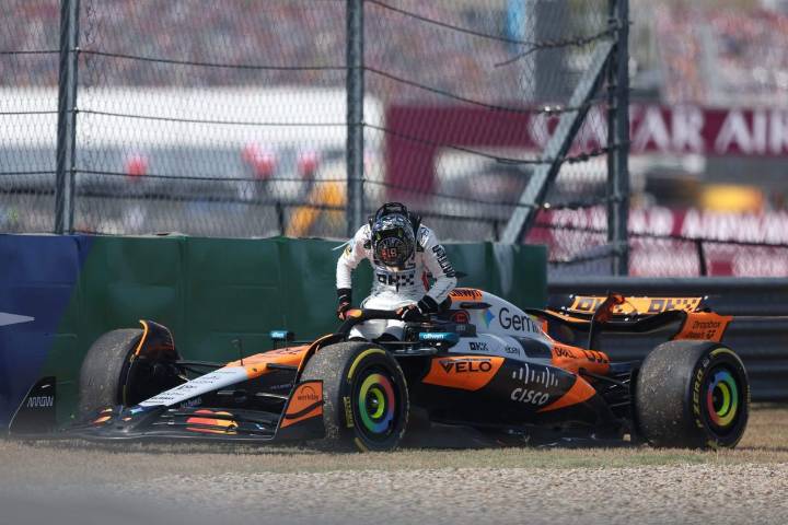 F1 title pressure piling up on McLaren after Verstappen's perfect day in Austin