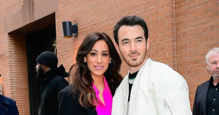 Kevin Jonas’ Wife Gets Autoimmune Disease Diagnosis After ‘Very Traumatic’ Symptoms