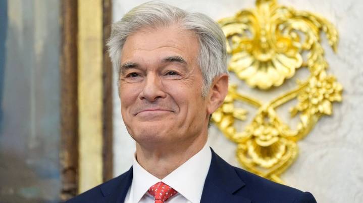 Dr. Oz says U.S. must "do better" with health care spending