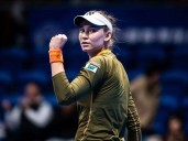 Rybakina anota su nombre en la final de Tokio