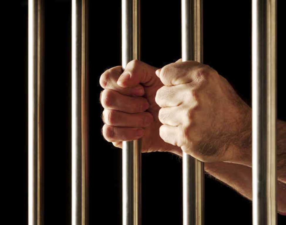 Police Arrest Drug Peddler in North Kashmir