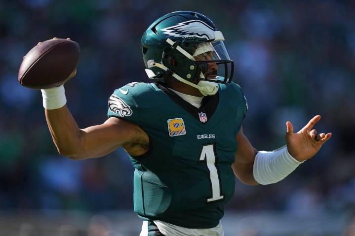 Eagles’ offensive woes continue as Broncos hand Super Bowl champs their first loss