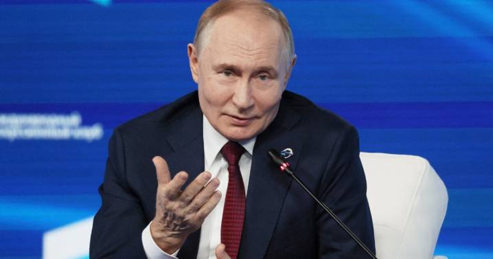 VIDEO: "No soy un emperador", asegura Vladimir Putin; lleva más de 20 años en el poder