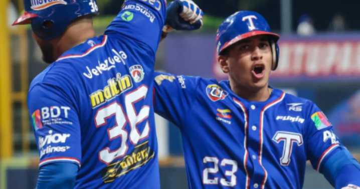 Jadher Areinamo dos veces para la calle