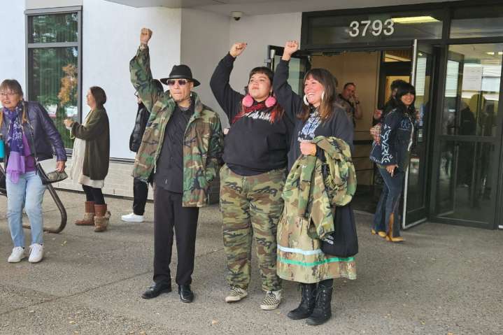 Judge suspends sentences in northwest B.C. pipeline criminal contempt case