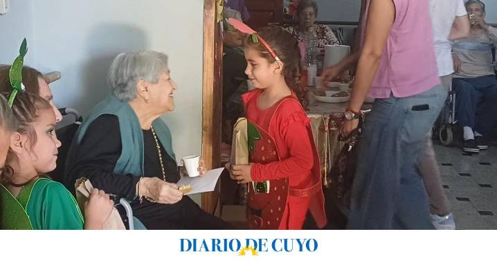 Alumnos primarios continúan visitando geriátricos para compartir buenos hábitos y momentos con las personas mayores
