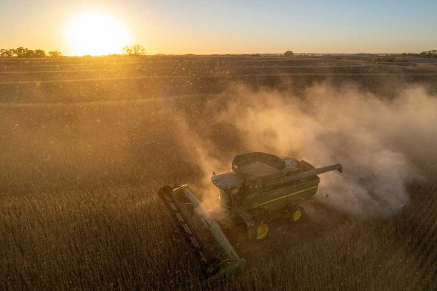 American farmers welcome China’s promise to buy their soybean but this deal doesn’t solve everything