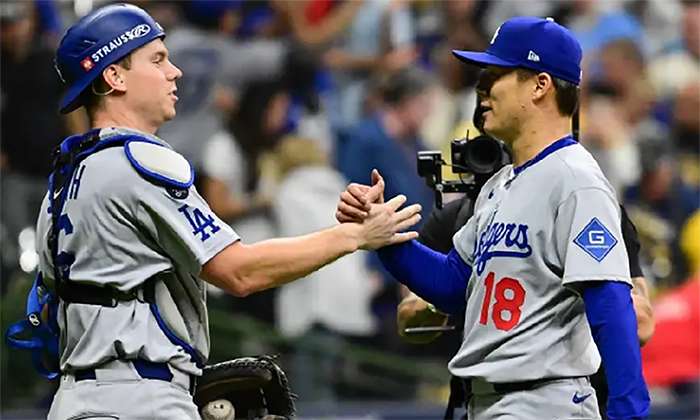 Dodgers toma ventaja de dos juegos ante Cerveceros