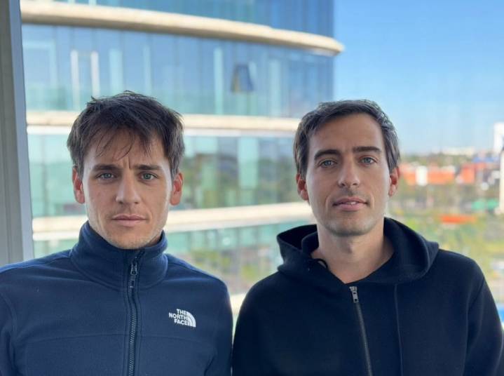 Los hermanos Bossi y Julieta Novarro apuestan por un nuevo formato en la noche porteña