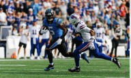 Carolina Panthers no pueden contra la ofensiva de los Buffalo Bills en Charlotte perdiendo 40