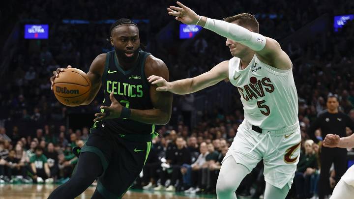 Live updates: Celtics take on Cavs in first preseason game at TD Garden