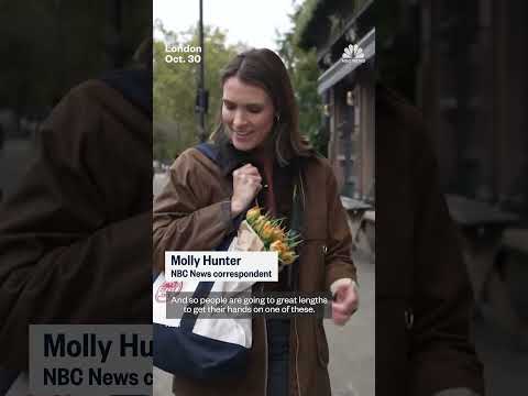 Trader Joe’s tote bags become increasingly popular overseas