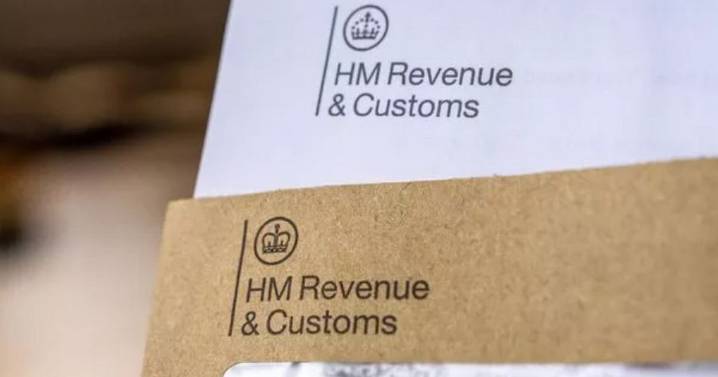HMRC blocking UK household benefits after 'one day' trips abroad