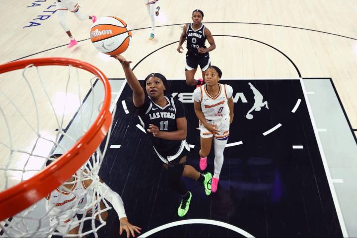Las Vegas Aces get in a (defensive) zone to stage WNBA Finals comeback win in opener