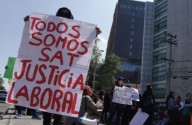 Por segundo día consecutivo, empleados del SAT exigen con bloqueos mejoras salariales