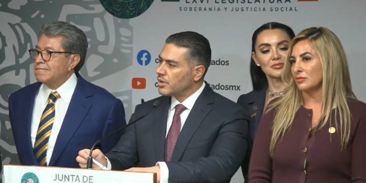 Monreal apoda “Batichicas” a diputadas que se pelearon por foto con Harfuch