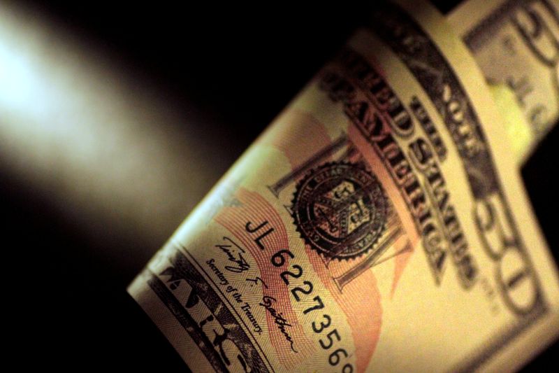 US budget deficit falls 2% to $1.775 trillion in fiscal 2025