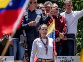 María Corina Machado dice que podrá recoger el Nobel en Oslo si Maduro deja el poder