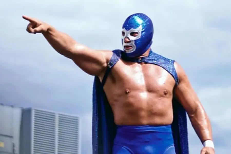 Blue Demon Jr en terapia intensiva tras accidente automovilístico