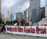 Por qué los latinos alzaron su voz en la masiva protesta ‘No Kings’ en Chicago