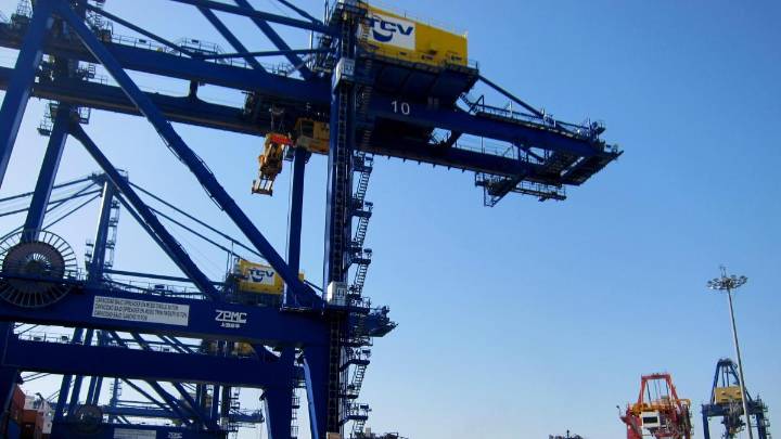 Las exportaciones españolas a EE.UU. caen un 30% tras el acuerdo comercial con Trump